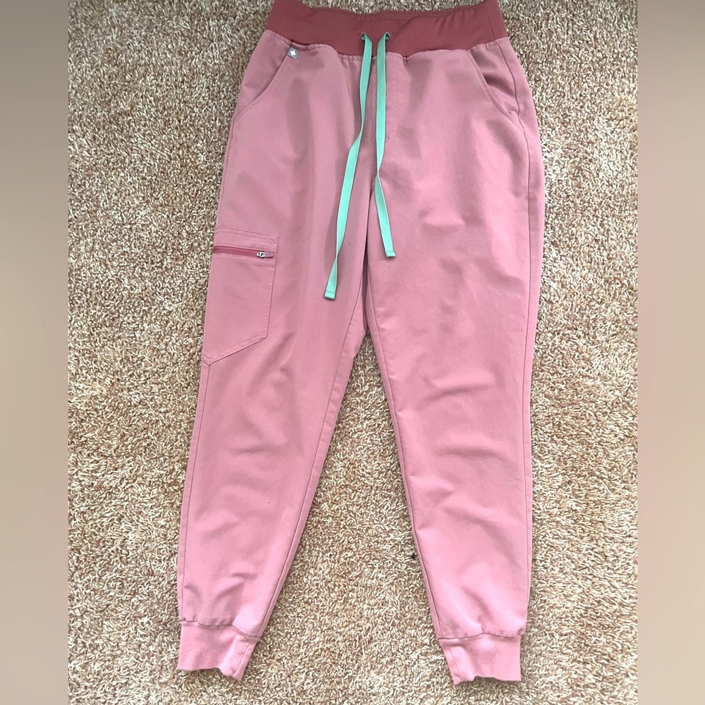 FIGS jogger scrub pants - Mauve